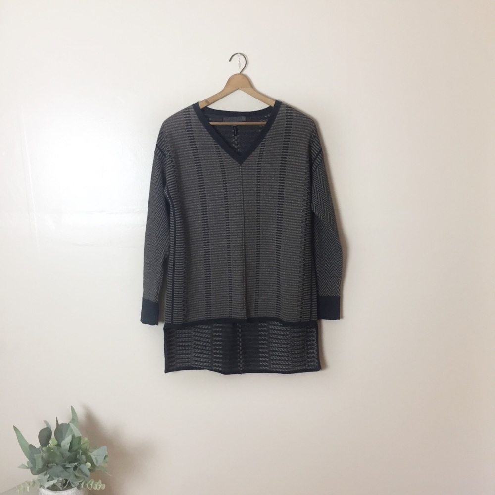 [Quinn] Dark Gray Wool High-Low Knit Sweater